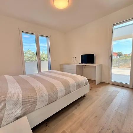 - Adults Only Apartamento